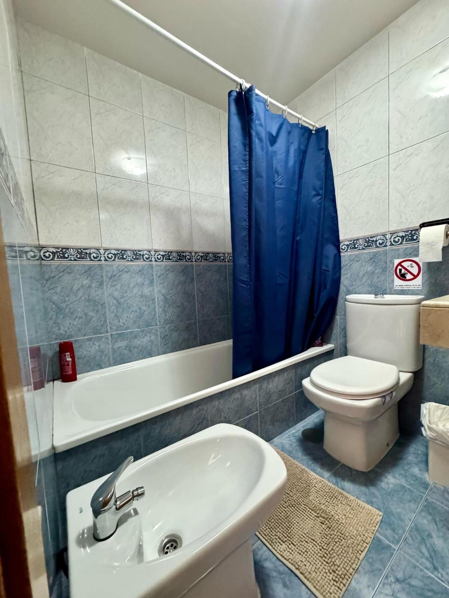 La Fresa Hostel Коральео Экстерьер фото